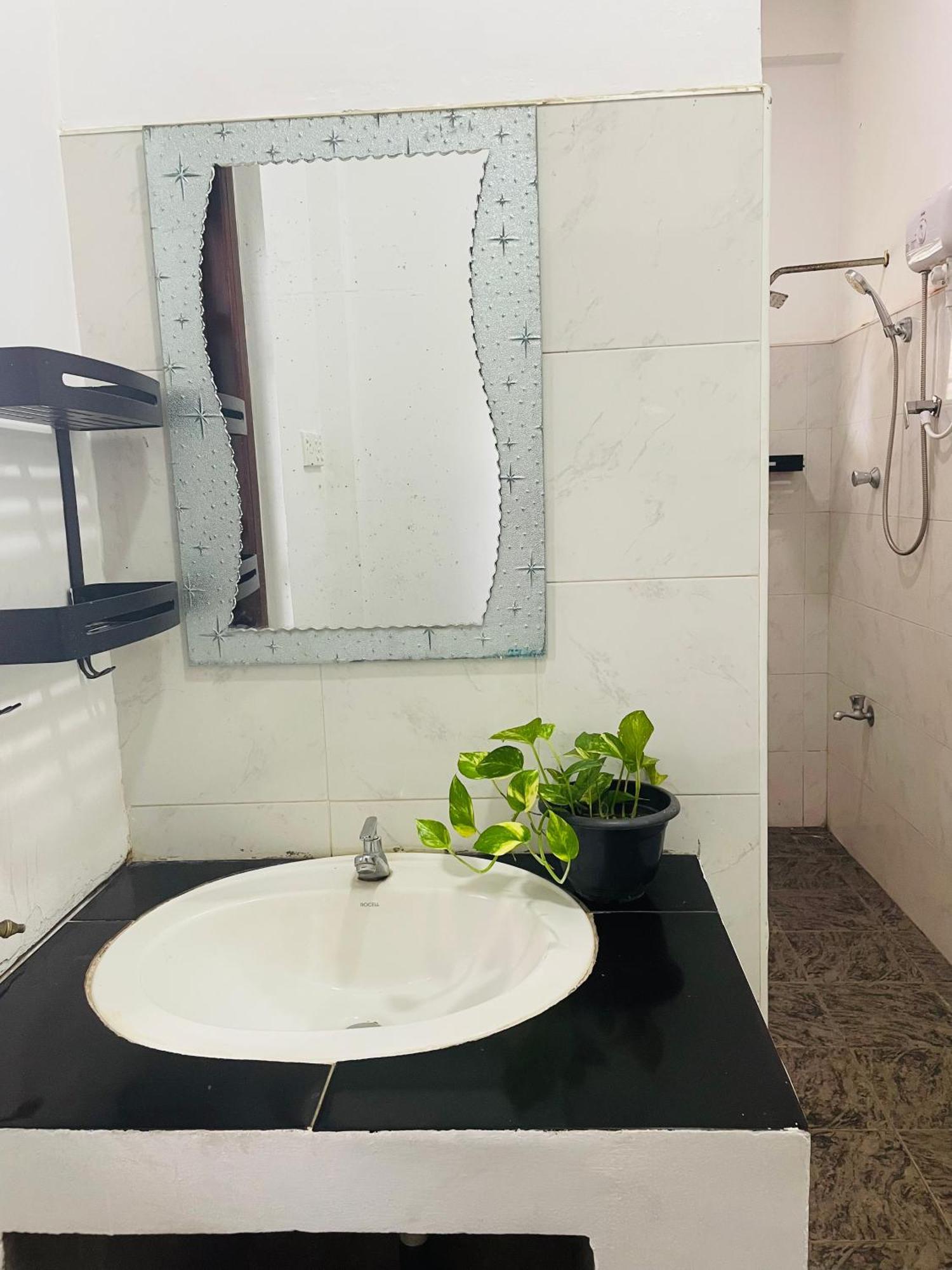 דיקוולה Abinu"S Place מראה חיצוני תמונה